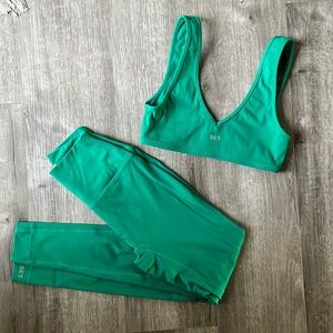 Set Active Outfit XS/Small